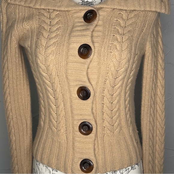 abercrombie and fitch sweater | SIZE M fits small - Picture 3 of 7